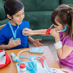 Melissa & Doug Get Well Doctors Kit 25 Piece Pretend Play Set