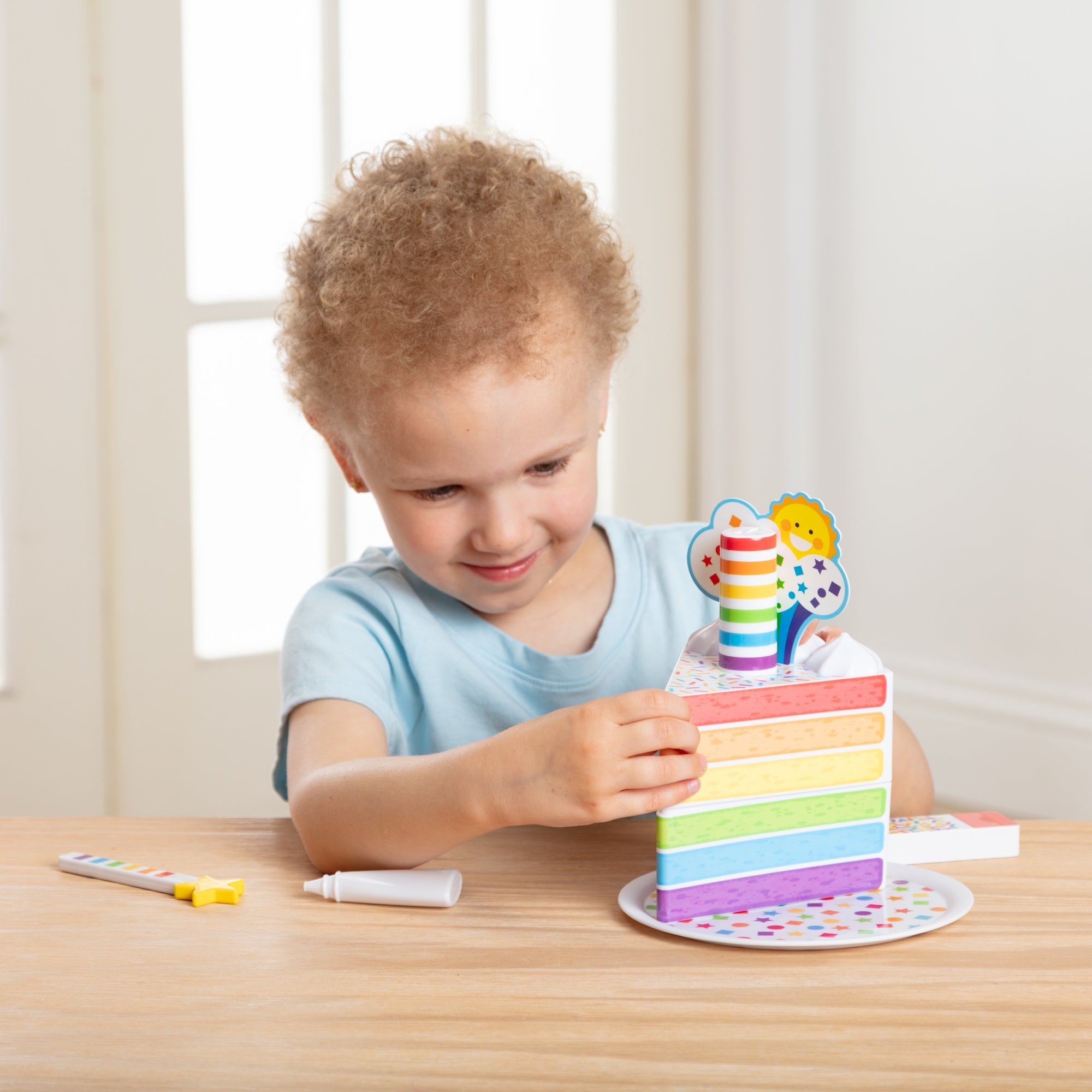 Melissa & Doug Birthday Surprise Keepsake Box 7 Piece Pretend Play Set
