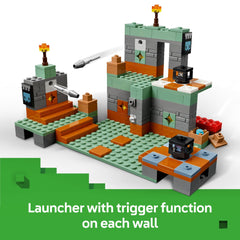 LEGO Minecraft The Trial Chamber Building Toy - Gamer Playset for Kids, Girls and Boys, Ages 8+ - Includes Shadow Hoodie Minifigure for Pretend Play - Birthday Gift Idea - 21271
