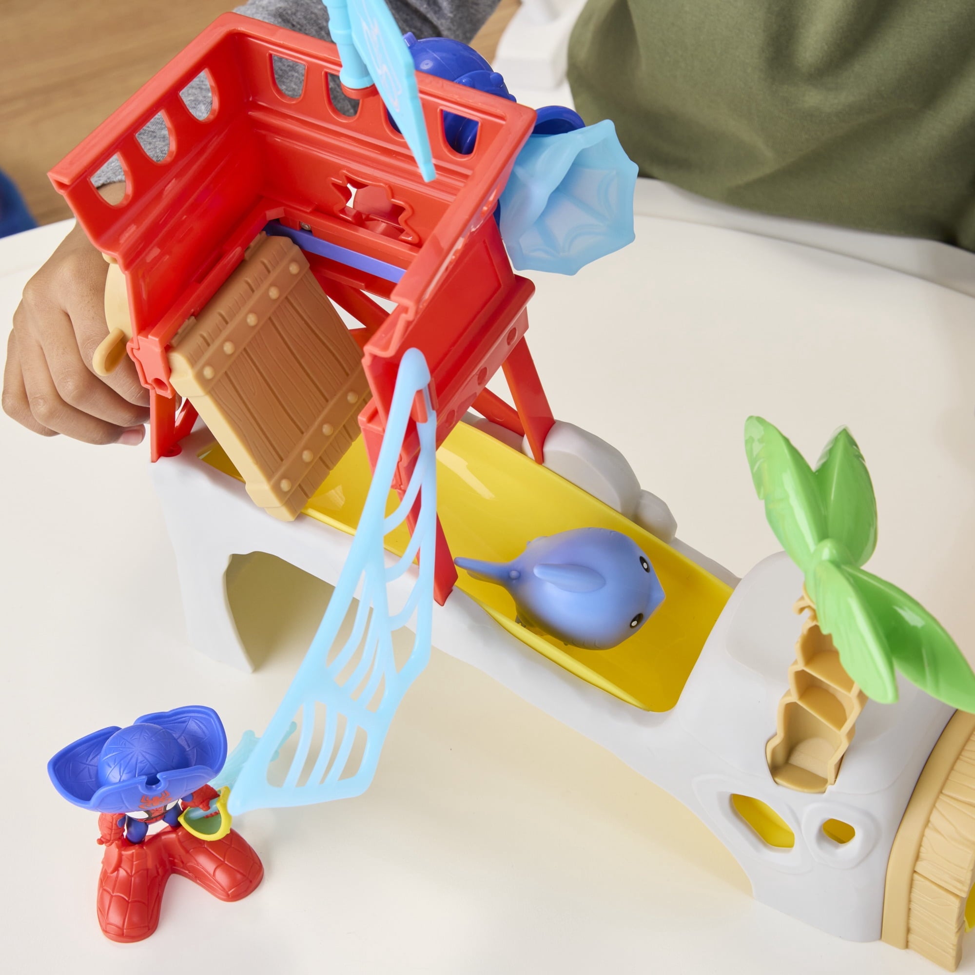 Marvel Spidey and His Amazing Friends Toys Water-Webs Spidey Island Playset with Spider-Man and Jeff The Landshark Figures, Kids Ages 3 and up