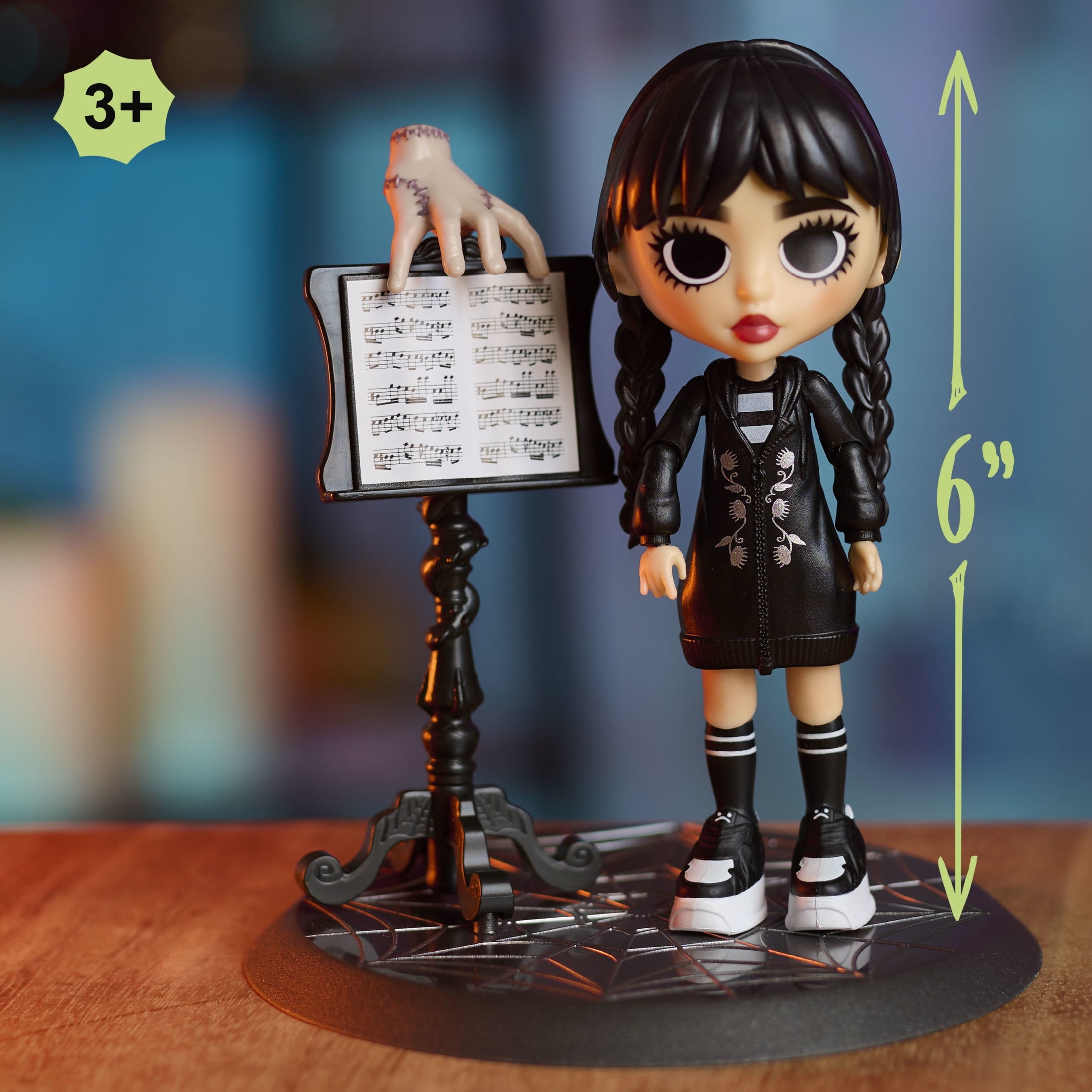 Wednesday Deluxe 6-inch Articulated Figure, 11-pieces, Interchangeable Face Plates and Fashion, Customizable Collectible Figurine, Kids Toys for Ages 3 Up