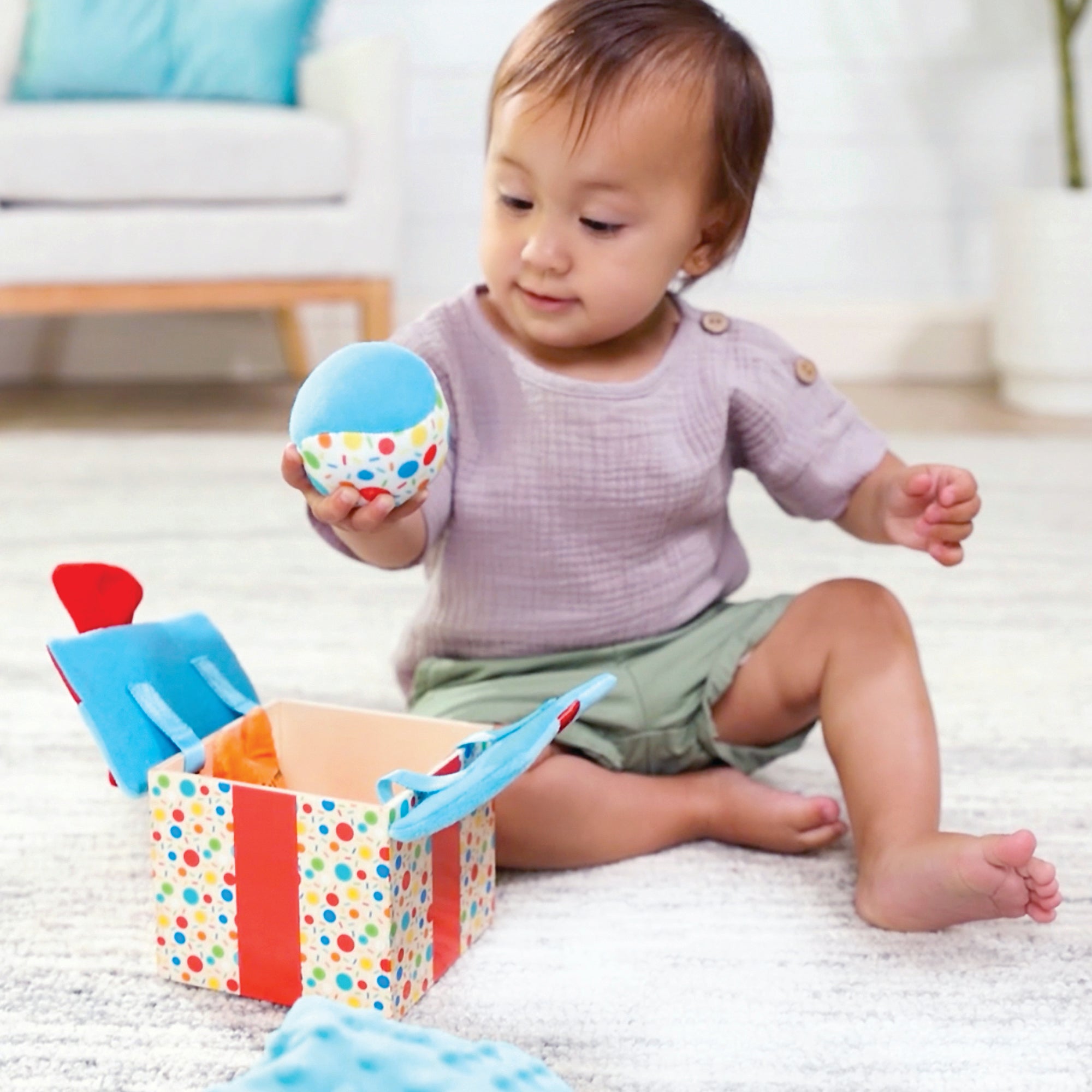 Melissa & Doug Wooden Surprise Gift Box Baby Sensory Toy